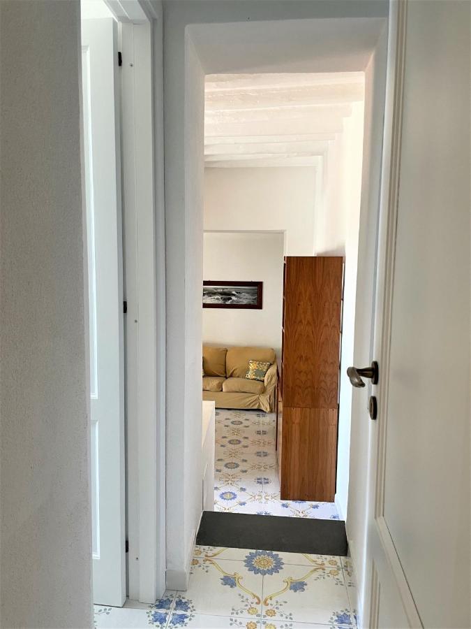 Casa Bouganville Pollara Екстер'єр фото