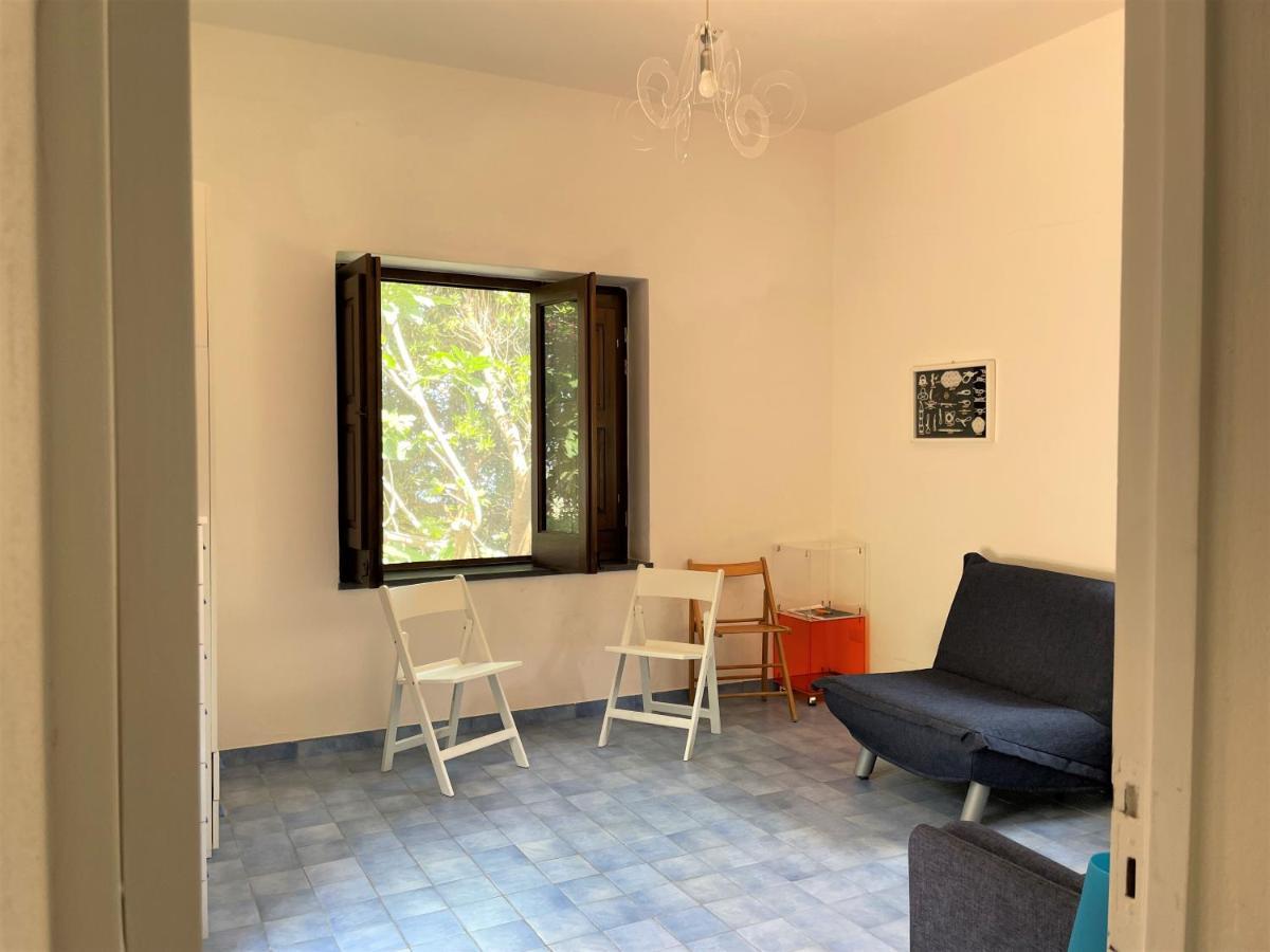Casa Bouganville Pollara Екстер'єр фото