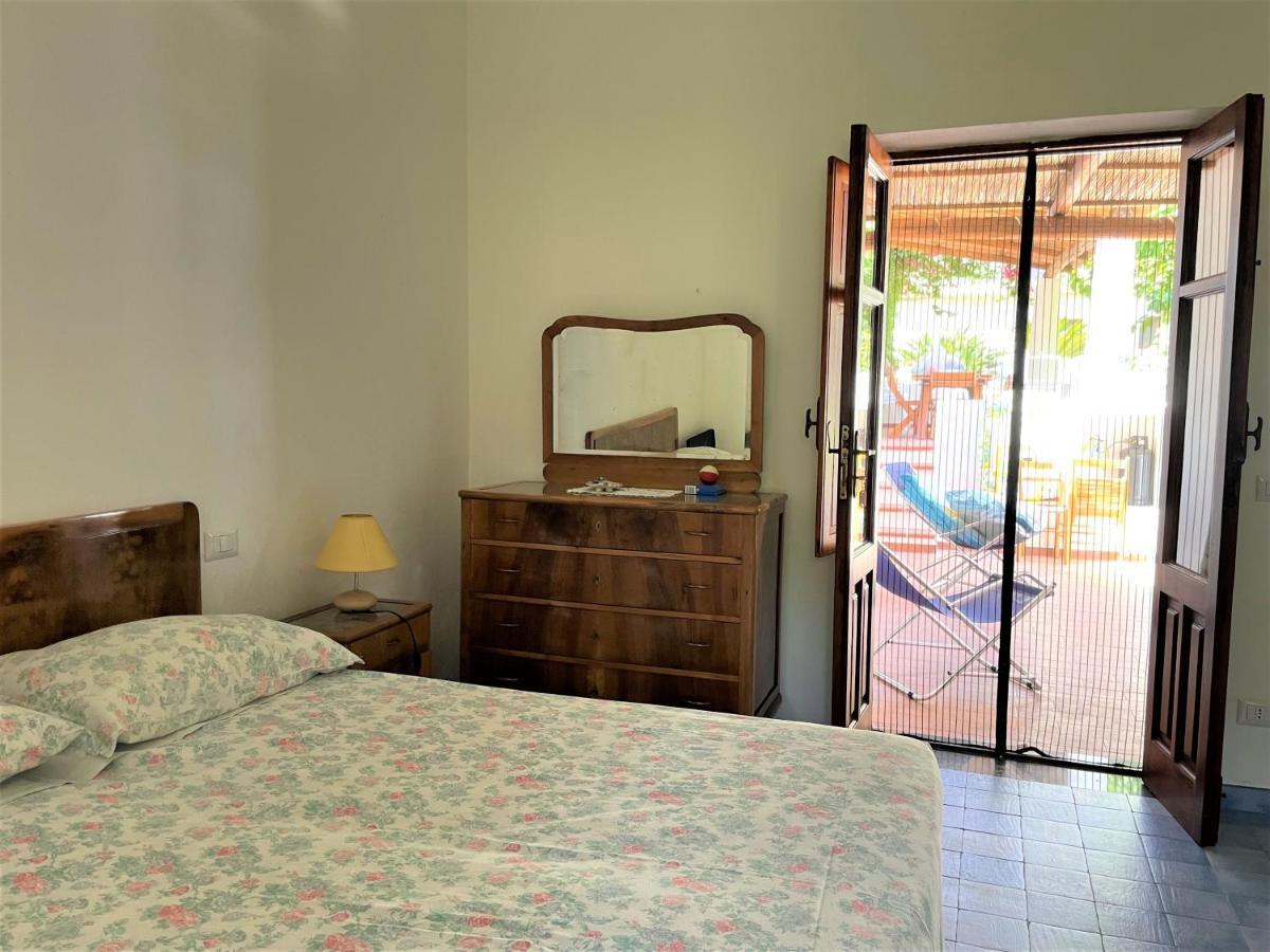 Casa Bouganville Pollara Екстер'єр фото